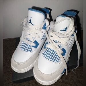 Jordan’s 4s 9c toddler